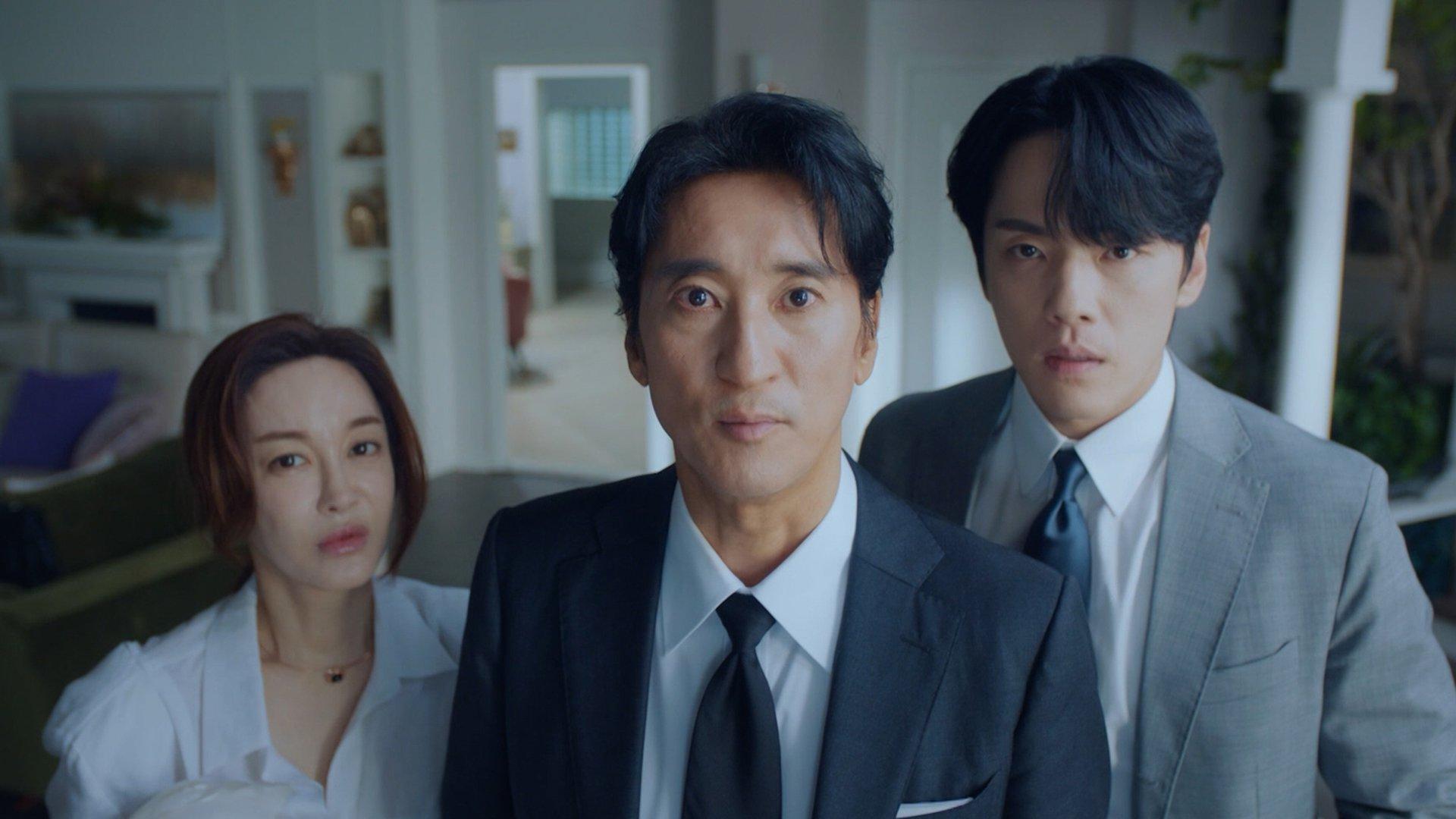 3 Perkara Menarik Tentang Kdrama Baru “Iron Family”, Kisah Kekeluargaan dengan Sentuhan Komedi Gelap 3 IMG 5809
