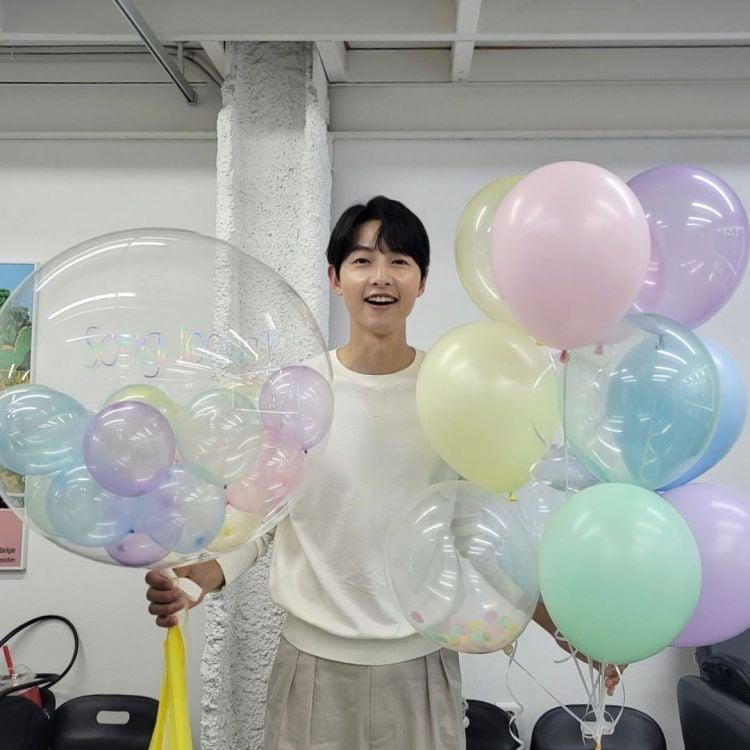 9 Pelakon Popular Kdrama Paling Kaya pada Tahun 2024 3 4c035bdd c3bf 45b8 b166 d562a2d55b1c