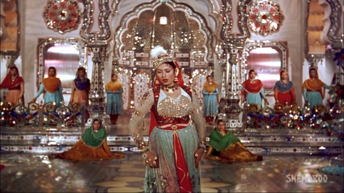 10 Filem India dengan Kostum Mewah dan Paling Mahal, Memukau Mata 5 5e9cfbe3 b9bc 48a0 b60d 91d80c1da16e
