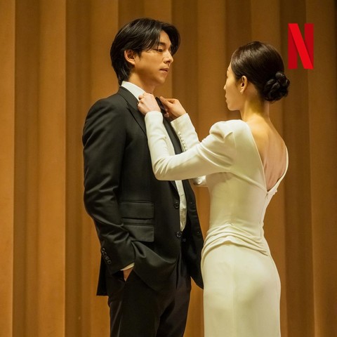 Drama “The Trunk” Lakonan Gong Yoo, Tayang 29 November di Netflix, Perkahwinan yang Terjerat Rahsia 3 IMG 1795