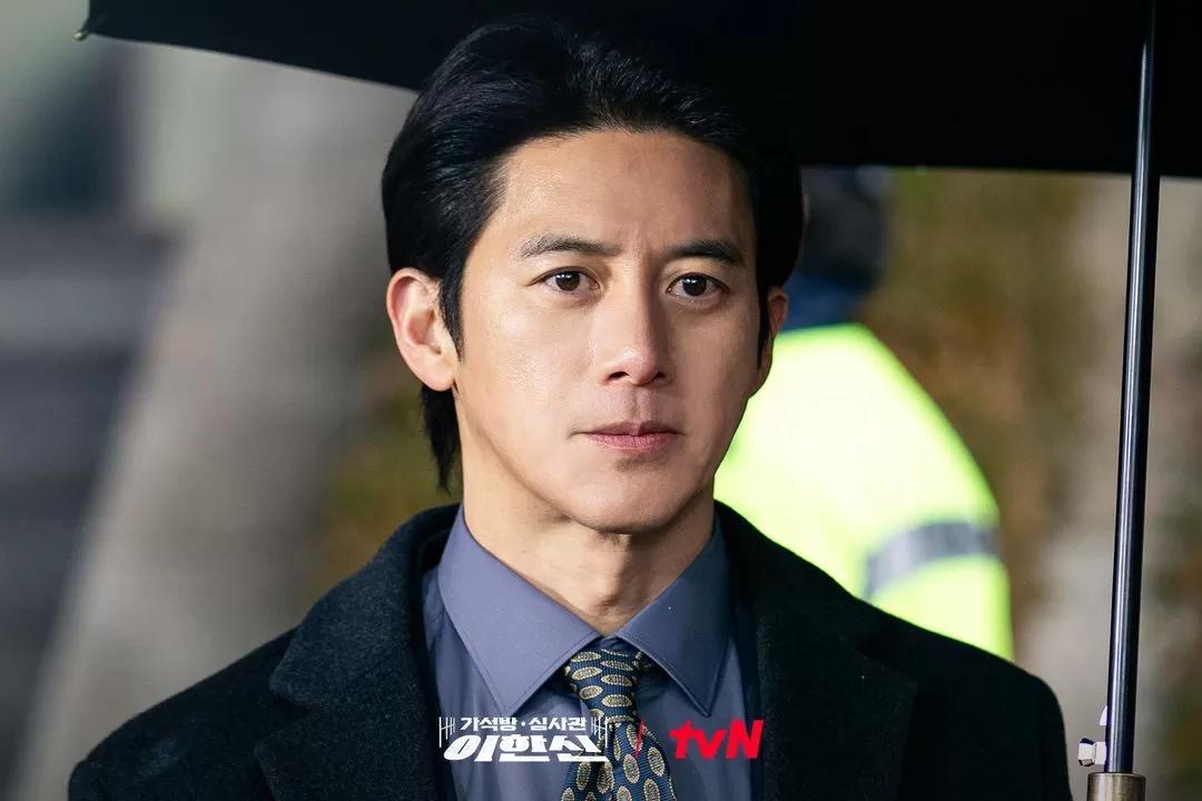 Tayangan Perdana “Parole Examiner Lee” Dapat Sambutan Hangat dan Rating Memuaskan 2 Parole Examiner Lee