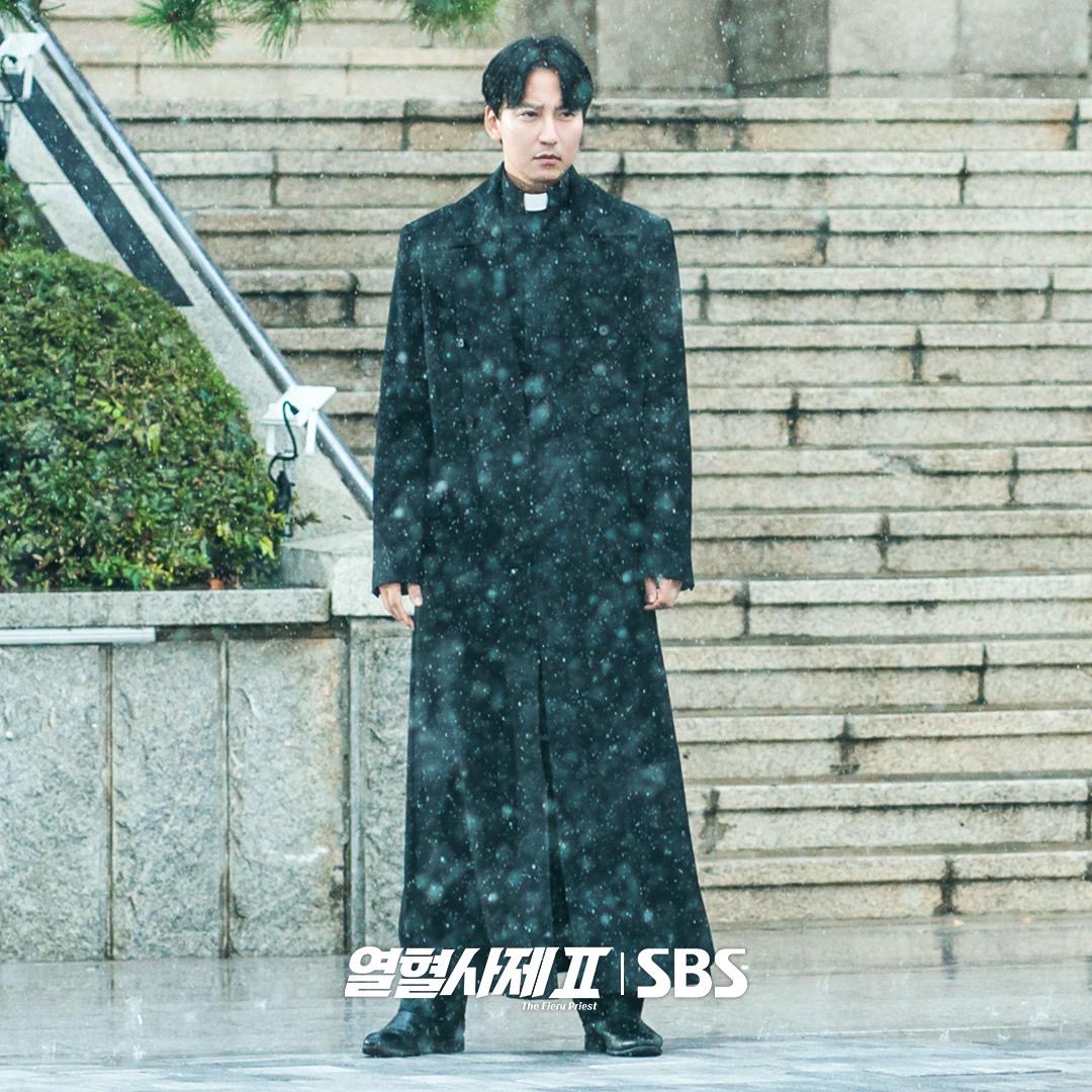 “The Fiery Priest 2”: Kim Nam Gil dan Sung Joon Berdepan Pertembungan Sengit 3 6f66e583 fac6 4c09 bdf8 23fbf44a23df