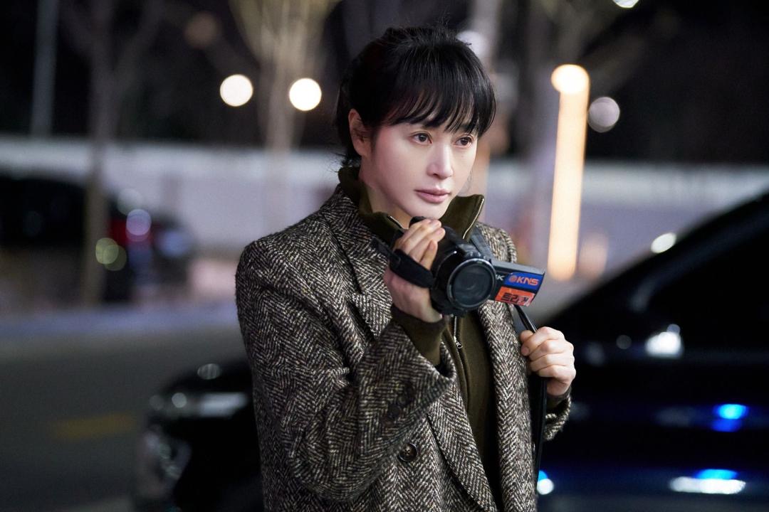 Kim Hye Soo Sebagai Wartawan Penyiasat Jenayah dalam Kdrama Komedi Penyiasatan “Unmasked” 1 Kim hye soo