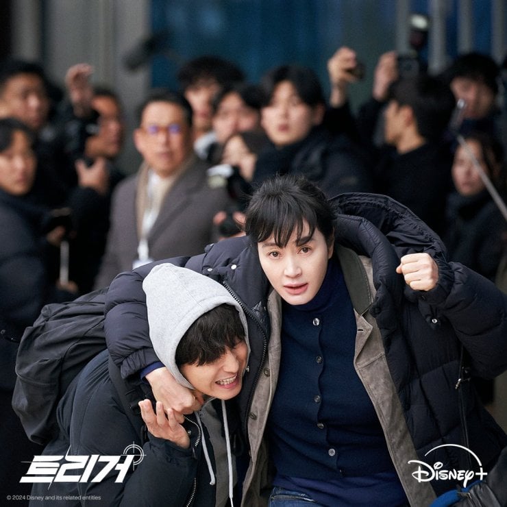 Kim Hye Soo Sebagai Wartawan Penyiasat Jenayah dalam Kdrama Komedi Penyiasatan “Unmasked” 3 IMG 4474