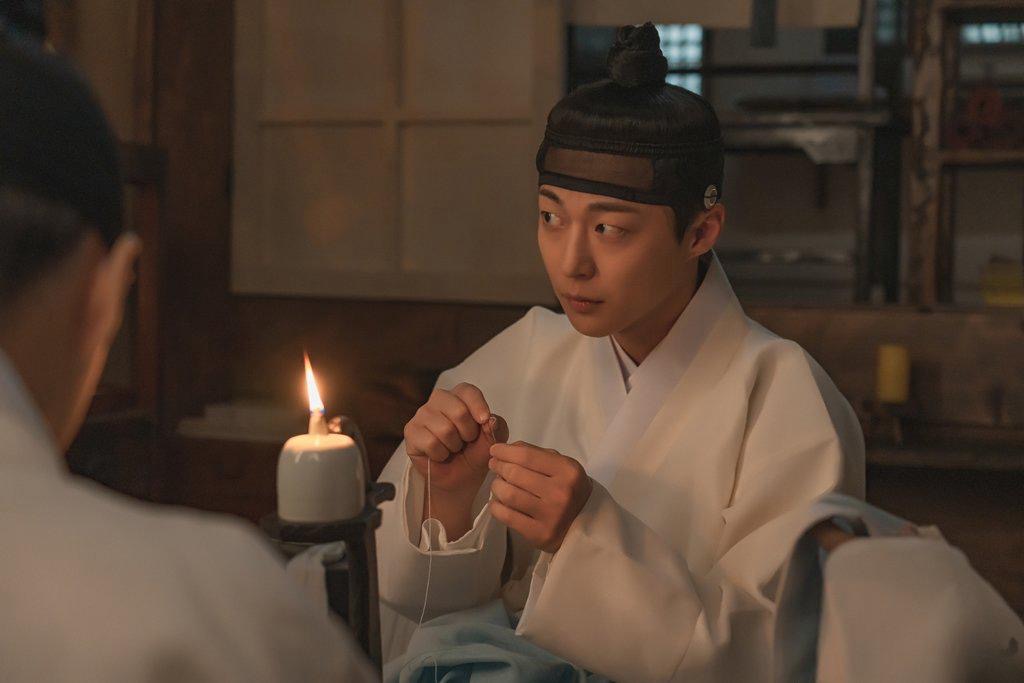 Bae In Hyuk Sembunyikan Identiti Dirajanya, Menyamar Jadi Pelatih di Rumah Penginapan dalam “Check In Hanyang” 4 a6d22479 4514 459e 9622 7a87d685958f