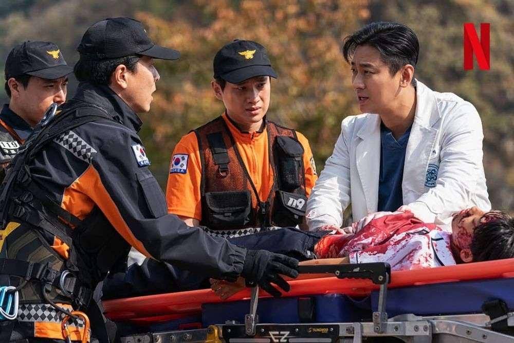 7 Perkara Menarik Tentang Watak Yang Dibawa Ju Ji Hoon dalam Kdrama The Trauma Code: Heroes On Call 1 Ju ji hoon