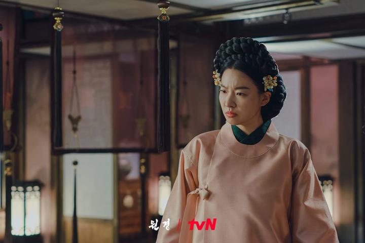The queen who crowns