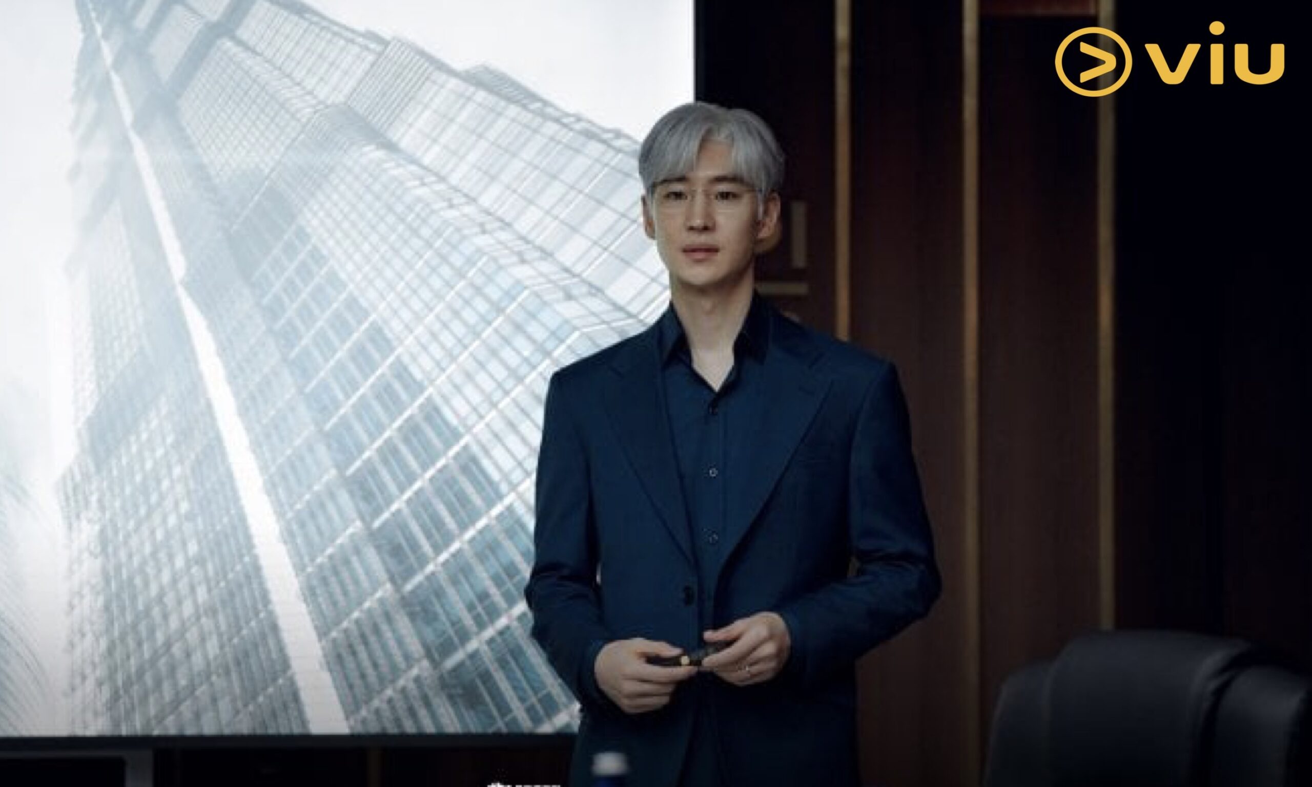 Lee Je Hoon Tampil Berbeza dalam “The Art of Negotiation” di Viu, Drama “Comeback” Yang Paling Dinantikan 1 IMG 6192 scaled