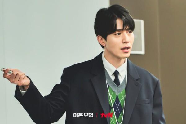 The Divorce Insurance: Cinta, Kegagalan dan Harapan Baru Lee Dong Wook 4 73677d47 7517 4d3a b123 cf132b3b461b