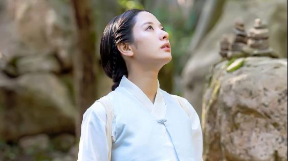 Bona WJSN, Dari Bintang K-Pop ke Ratu Drama Korea 5 8184efbc fc9d 4687 9b9e e58941f93f0b