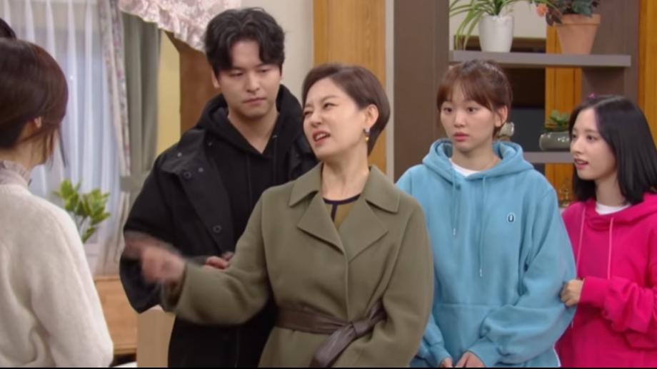 Bona WJSN, Dari Bintang K-Pop ke Ratu Drama Korea 2 d70b81ae 9ca1 42b9 b144 548e90cbd572