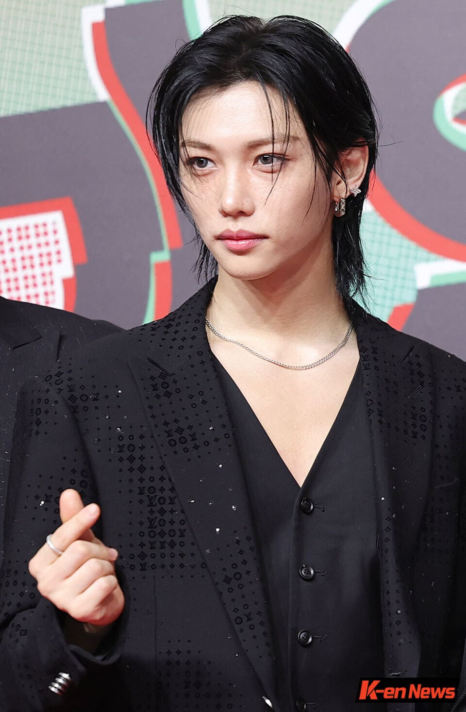 7 Idol Korea Ini Dinilai Terlalu Sempurna Kerana Visual Mereka Dianggap Di Luar Batasan Realiti 3 IMG 5571