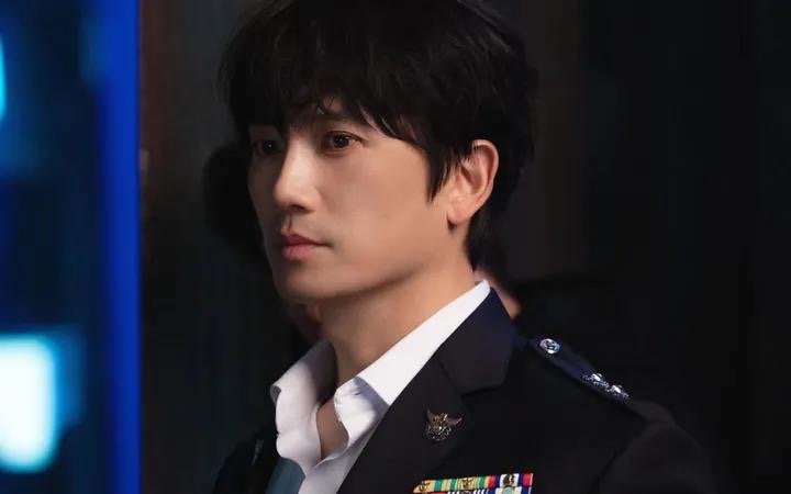 Kembali ke Masa Lalu, Menggoncang Masa Depan, Ji Sung Gegar MBC dengan ‘Judge Lee Han Young’ 2 1553dbfb 6895 4aad 8f06 c6b45b40ff05