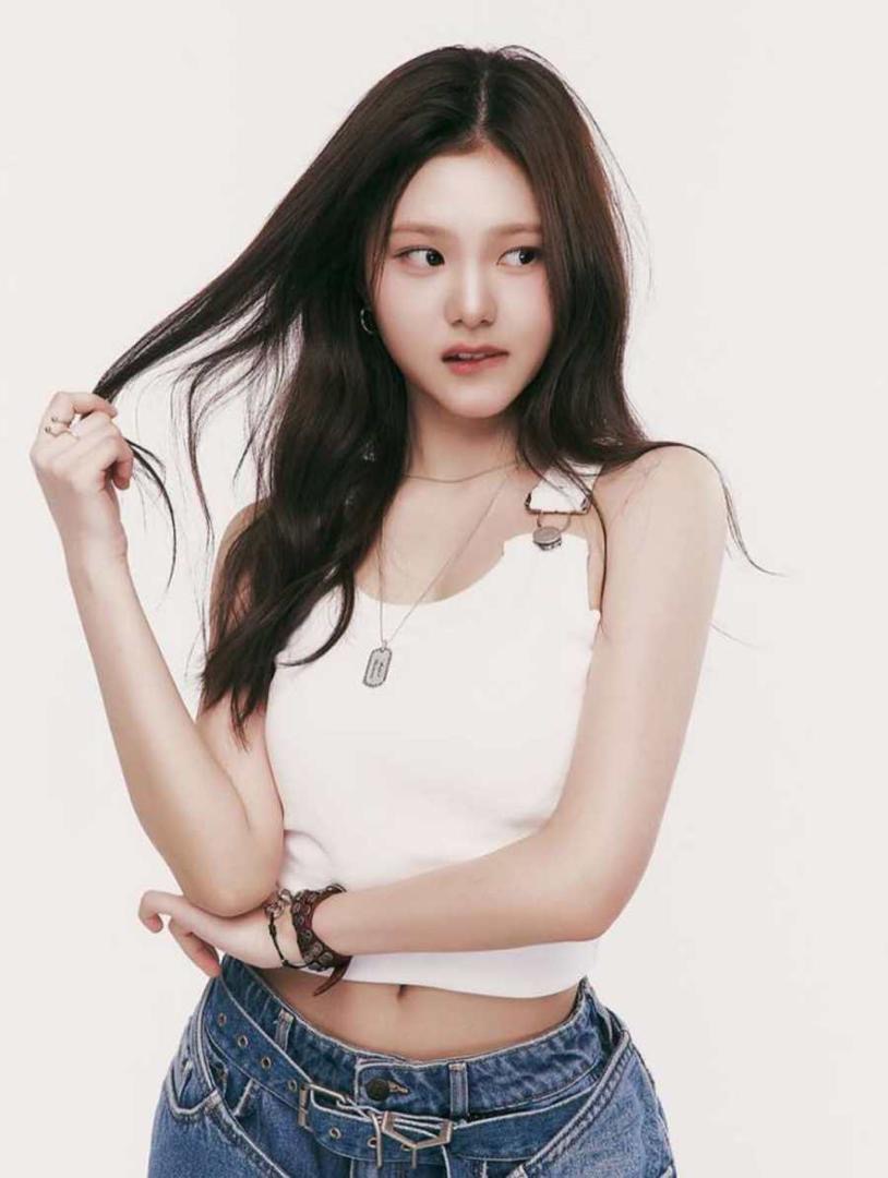 Alicia Wong Lingling Ukir Sejarah, Idola K-pop Wanita Pertama Malaysia Kini Debut Bersama KIIRAS 1 2f476264 b96e 4c12 9a59 3413bb7ada22