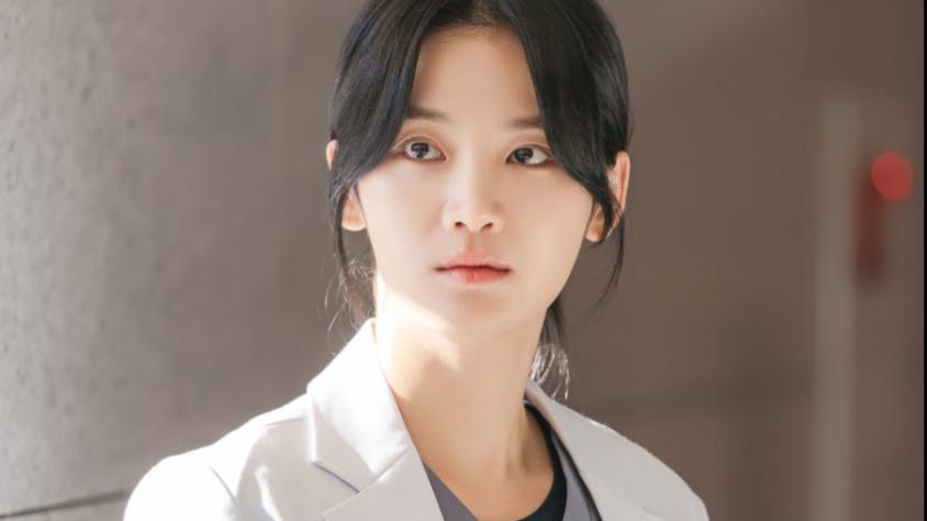 Diburu Rahsia Keluarga, Fakta Mengejutkan Watak Park Ju Hyun dalam ‘Hunter with a Scalpel’ 16 Jun Ini 2 Hunter with a Scalpel