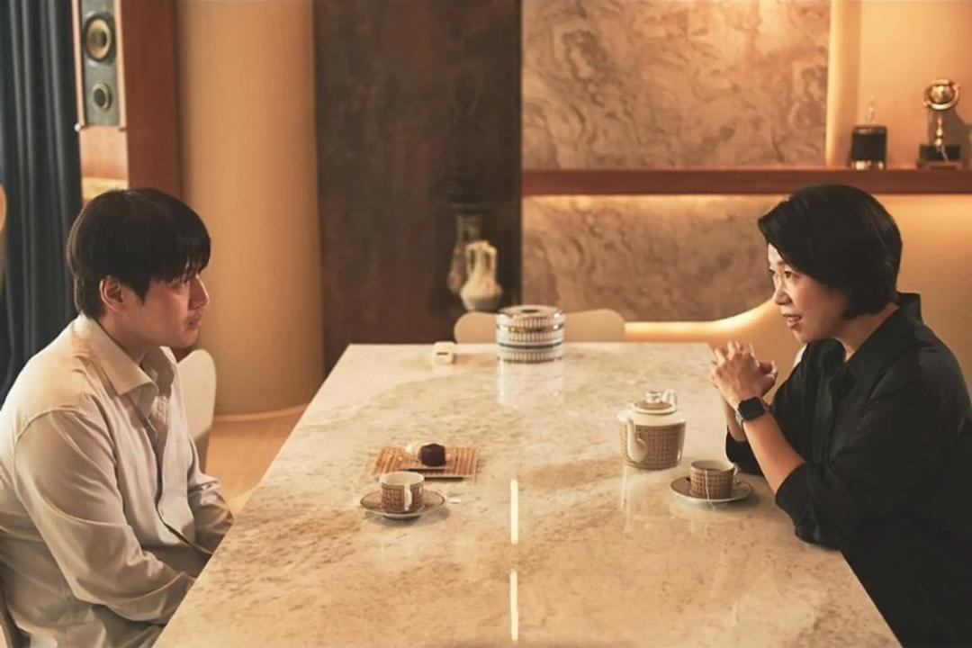 Filem Seram Thriller Korea Wall to Wall, Ketegangan Psikologi dalam Sebuah Apartmen Serba Sempit 2 47eea8ad 8aef 47bc 8c42 98be045ffa61