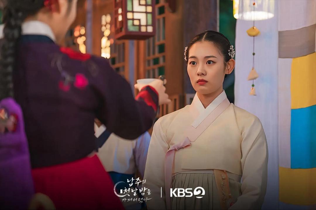 Dari Wajah Polos ke Jiwa Penuh Dendam, Kebangkitan Watak Jahat Jo Eun Ae dalam Drama Korea The First Night with The Duke 1 Jo Eun Ae