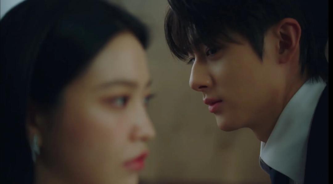 Bitch x Rich 2, Kim Min Kyu Gegar Layar dengan Watak Tunangan Misteri Berprofil Tinggi 5 721cfae4 c15f 408d aa9d c59f602a91d9