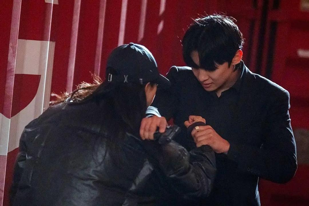 Mengapa Harus Tonton The Defects? Bukan Sekadar Drama Aksi dan Hiburan Semata-mata 1 The defects