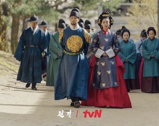 8 Drama Korea Era Joseon Paling Dinanti Tahun 2025, Romantik, Politik dan Misteri 6 206070dd 7ed3 4e99 a642 11af6b981240 1