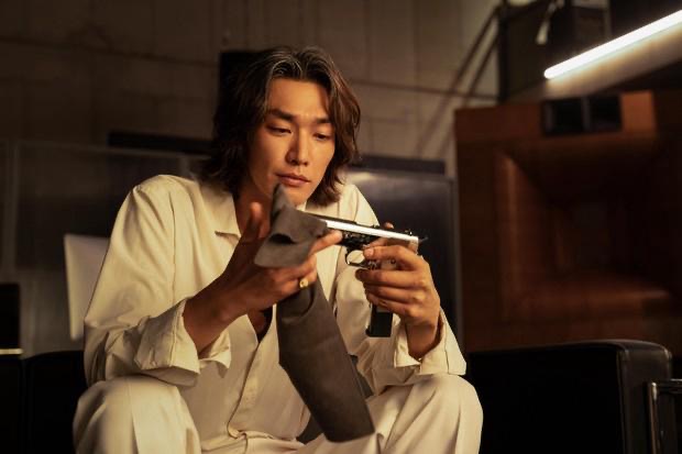 Dua Wajah Berbeza Kim Young Kwang dalam Drama Korea 2025 1 Kim Young Kwang