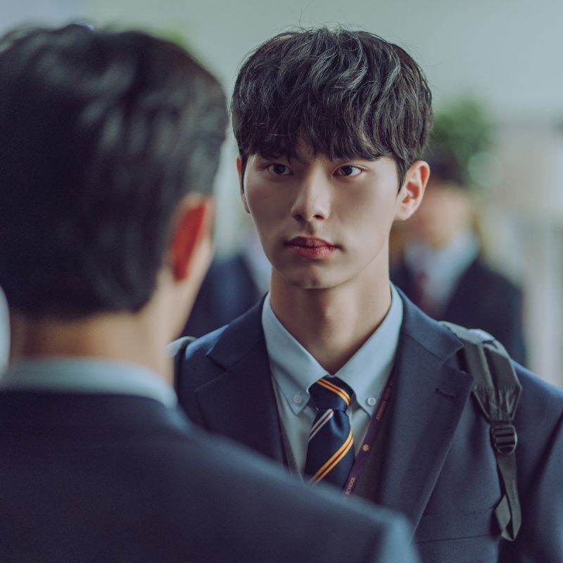 Lee Chae Min Kuasai Netflix dengan Lakonan Pelbagai Genre 4 IMG 6831