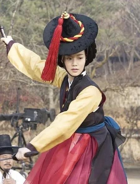 Dari Skrin Kecil ke Layar Lebar, Drama Korea yang Diangkat Menjadi Filem 3 76a87937 06d8 449a a338 44244d4d1498