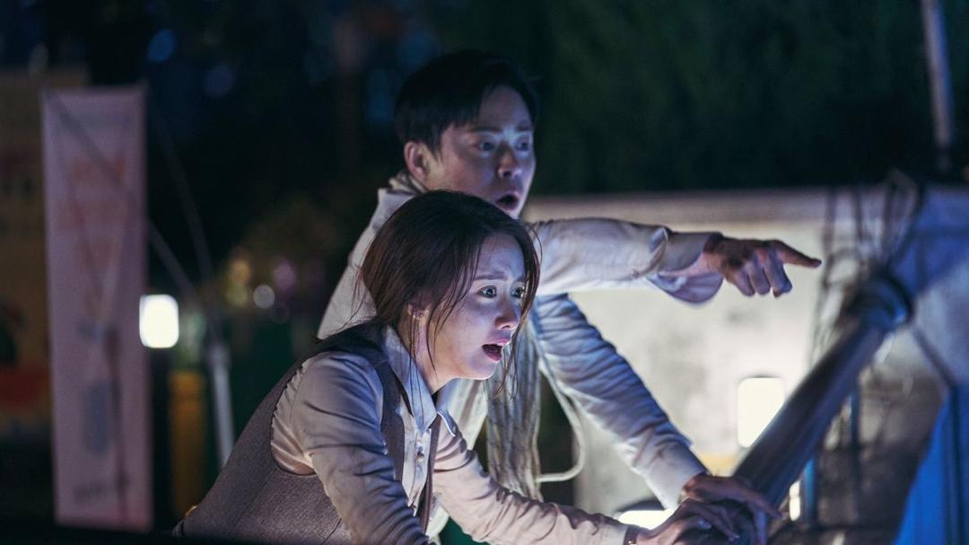 9 Filem Thriller Komedi Korea Menarik Ditonton,Tegang Tetapi Menghiburkan 5 87d366fd b584 45c4 997d 5ccc8d6f2312