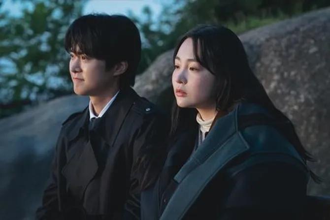 Kim Min Ha, Jejak Lakonan Hebat dari School 2017 hingga Typhoon Family 9 b589ade4 f475 4c15 b1cd 9c55ea884e87