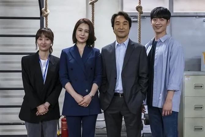 Thriller Politik Korea: 7 Drama Sarat Kuasa, Pengkhianatan & Ketegangan 5 Thriller Politik Korea: 7 Drama Sarat Kuasa, Pengkhianatan & Ketegangan