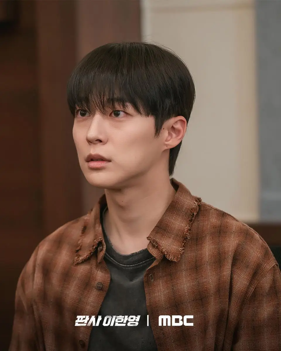 Bae In Hyuk Tampil Mengejutkan Sebagai Pembunuh Bersiri Dalam The Judge Returns 2 Bae In Hyuk Tampil Mengejutkan Sebagai Pembunuh Bersiri Dalam The Judge Returns