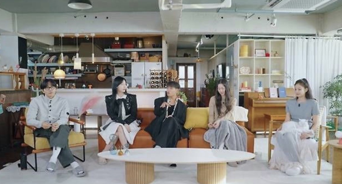 Jennie BLACKPINK Buat Penampilan Mengejut di Finale “EXchange 4”, Mencetuskan Keterujaan Luar Biasa Peminat K-Pop 2 Jennie EXchange 4 finale appearance