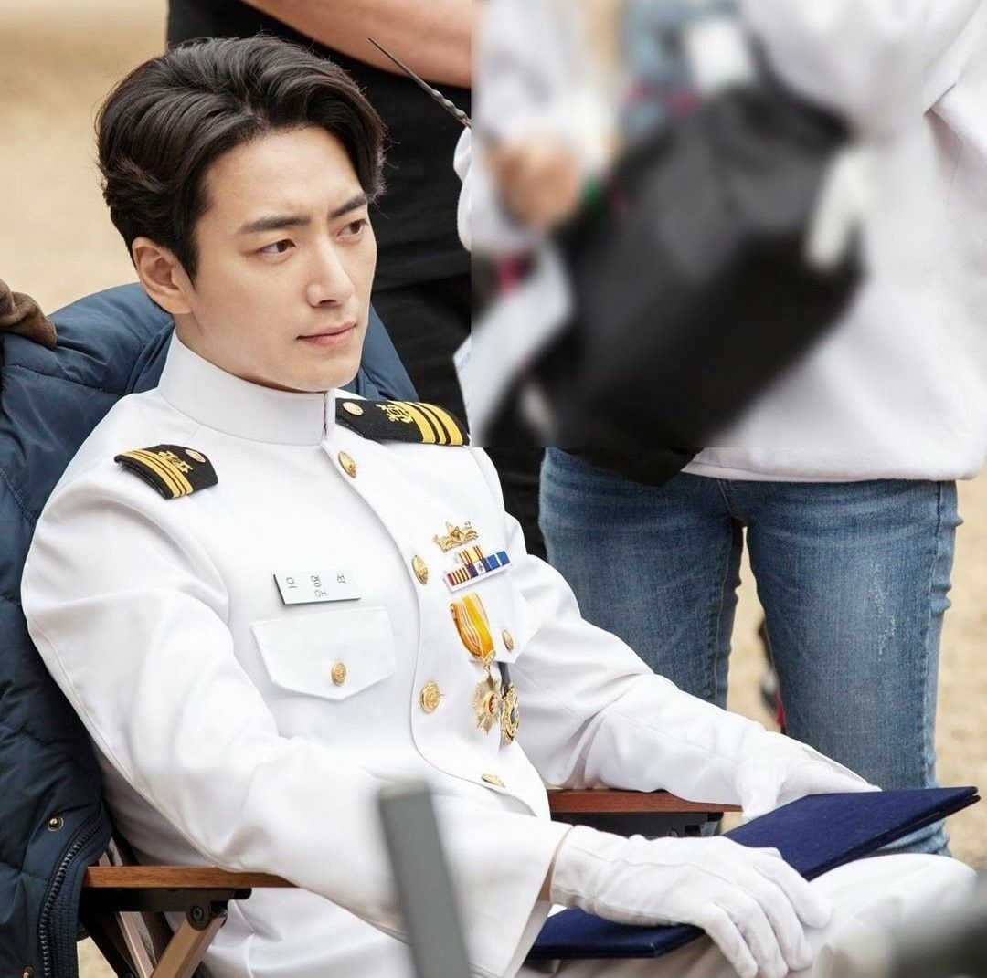 Lee Joon Hyuk Rupanya Keturunan Diraja Joseon? Fakta Mengejutkan Ini Buat Peminat Tergamam 4 Lee joon hyuk