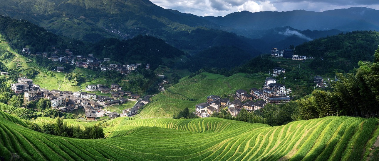 Desa Huangluo Yao di China: “Rapunzel Dunia Nyata” dengan Tradisi Rambut Terpanjang 6 Desa Huangluo Yao
