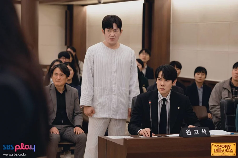 Drama Undang-Undang Supernatural Phantom Lawyer Raih Sambutan Luar Biasa Hanya Selepas 2 Episod 1 Phantom Lawyer
