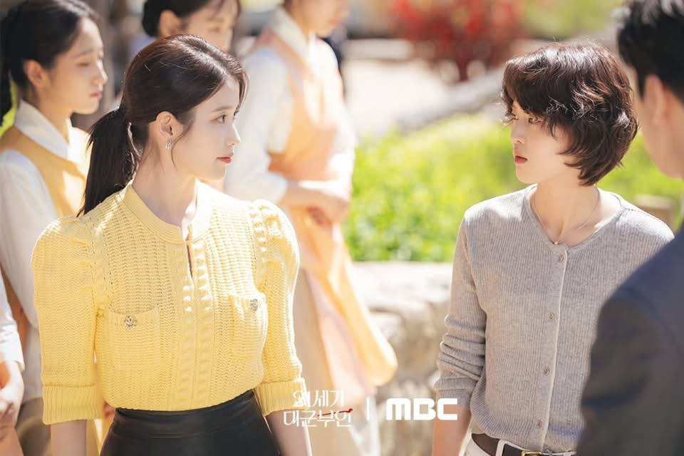 ‘Perfect Crown’ Cipta Fenomena Raih Rating 11.1%! Byeon Woo Seok Terima Lamaran IU 6 Perfect Crown