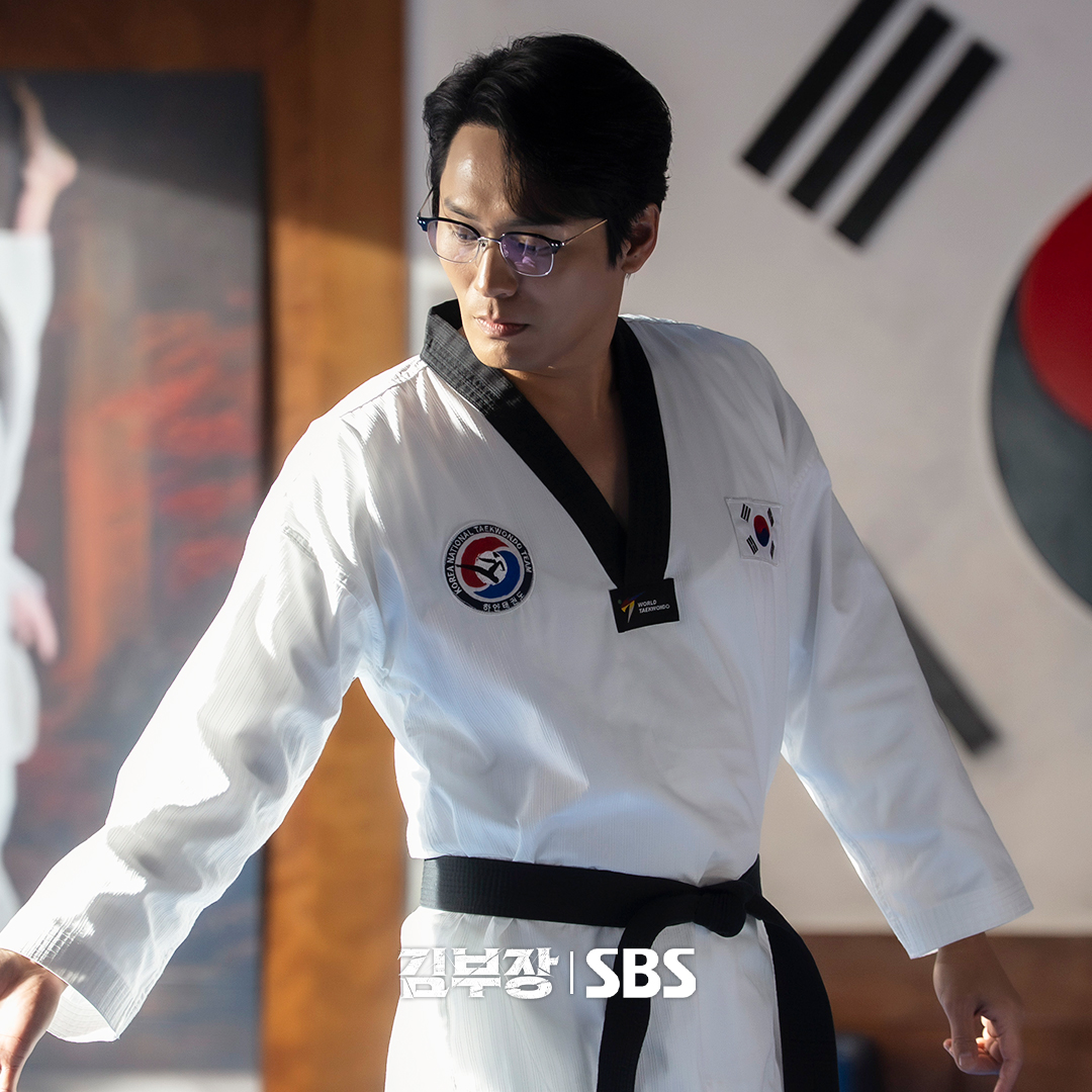 Choi Dae Hoon Jadi Bekas Ejen Rahsia Dalam Drama Baharu SBS “Agent Kim Reactivated” 3 Choi Dae Hoon