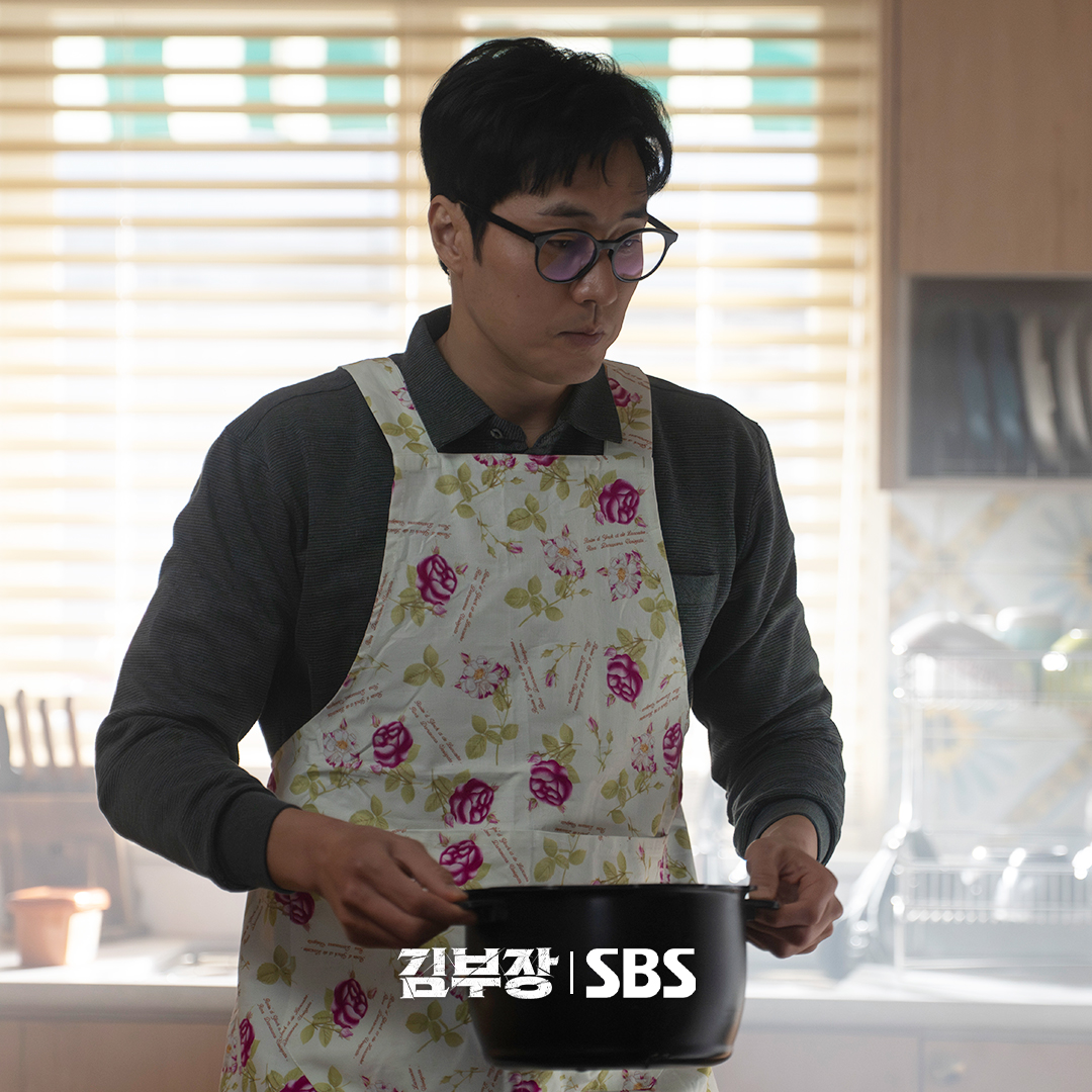So Ji Sub Pertaruh Emosi Sebagai Bapa Tunggal Dalam ‘Agent Kim Reactivated’, Pamer Sisi Berbeza Sebagai Ejen Elit Bersara 3 IMG 9204