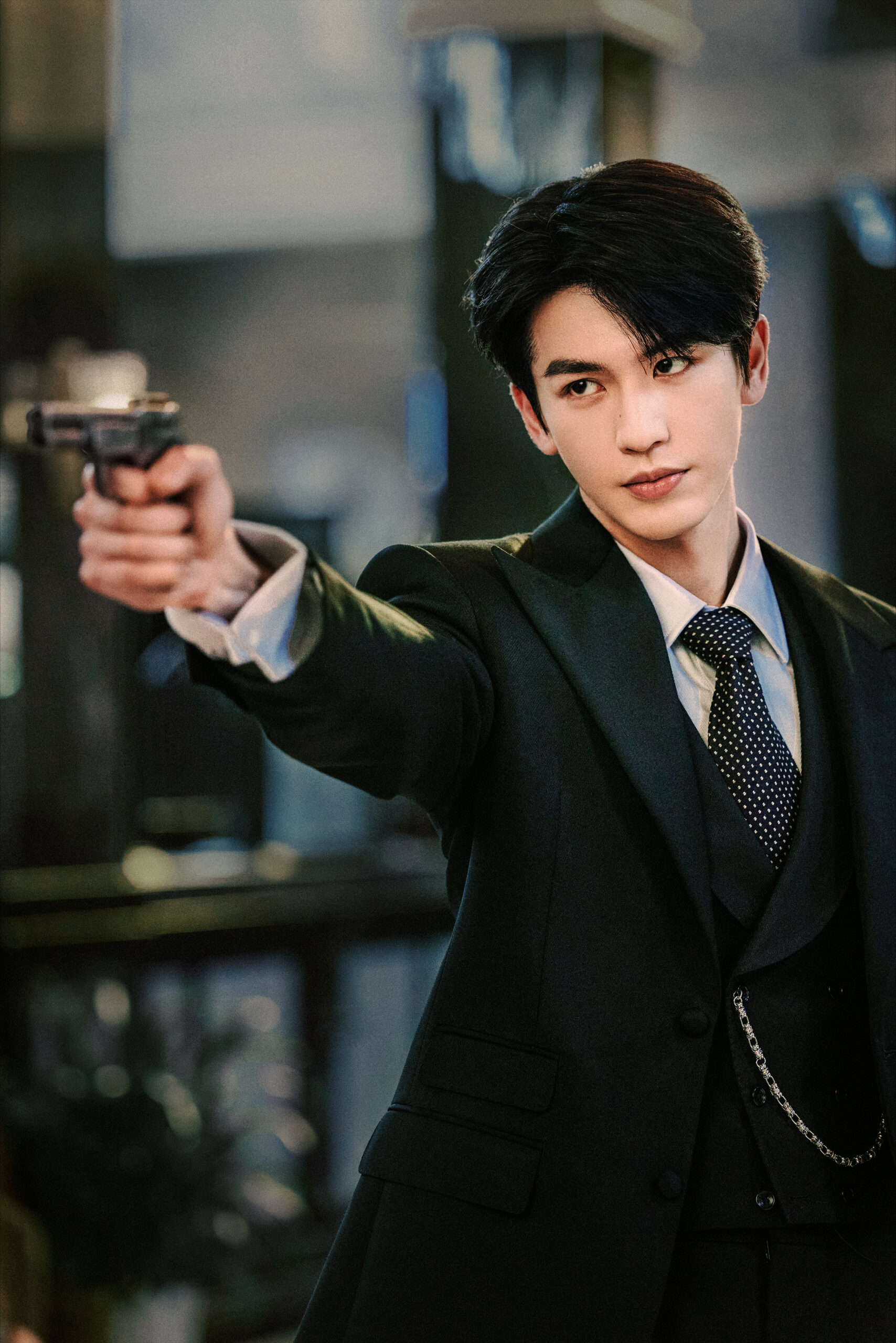 “Overdo (2026)” Tampilkan Sisi Baharu Zhang Linghe, Romantik Penuh Angst Yang Harus Ditonton 2 1张凌赫 scaled