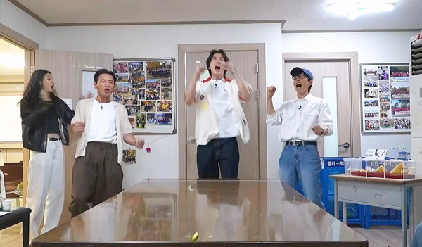 ‘Whenever Possible’ 5 Bermula! Yoo Jae-suk & Yoo Yeon-seok Kembali Dengan Gelagat Lebih Menghiburkan 2 IMG 7214